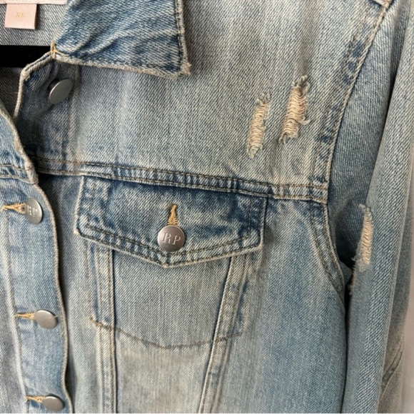 Rachel Parcell Light Wash Distressed Jean Jacket Size XS - Picture 4 of 8